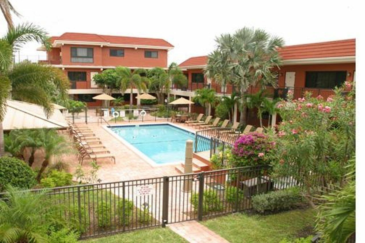 Lauderdale-by-the-Sea Away Inn מראה חיצוני תמונה